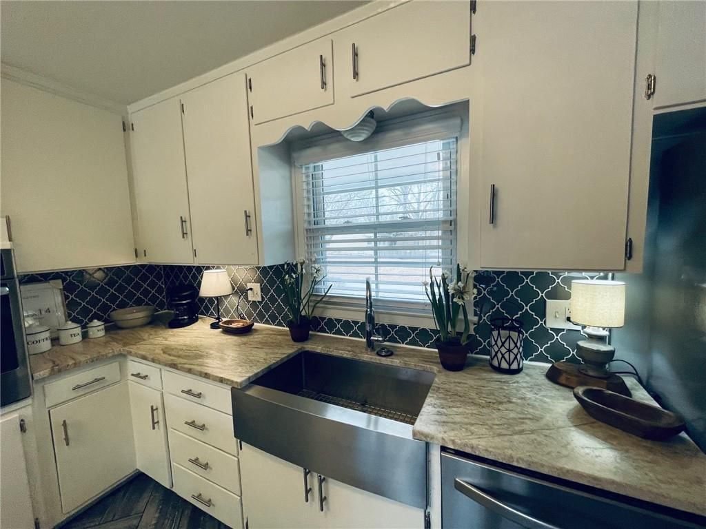 217 NW 43rd Street — photo 15
