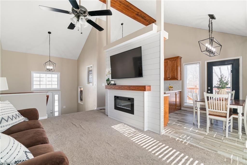 1302 Rice Street — photo 4
