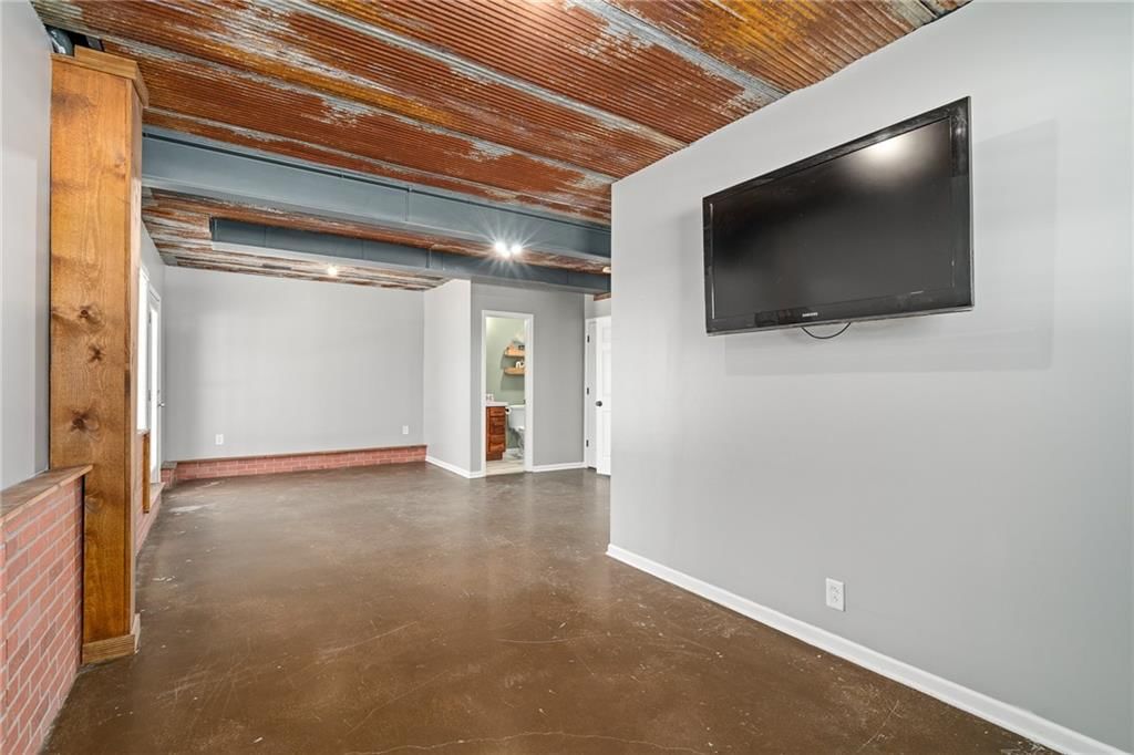 1302 Rice Street — photo 22