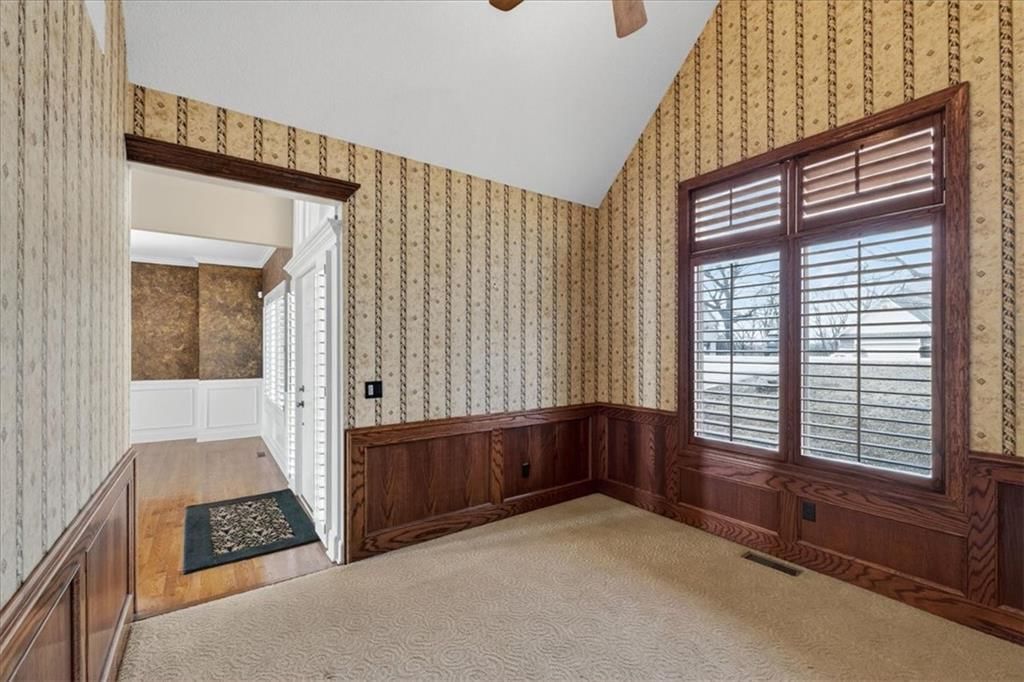 108 Sugarland Drive — photo 8