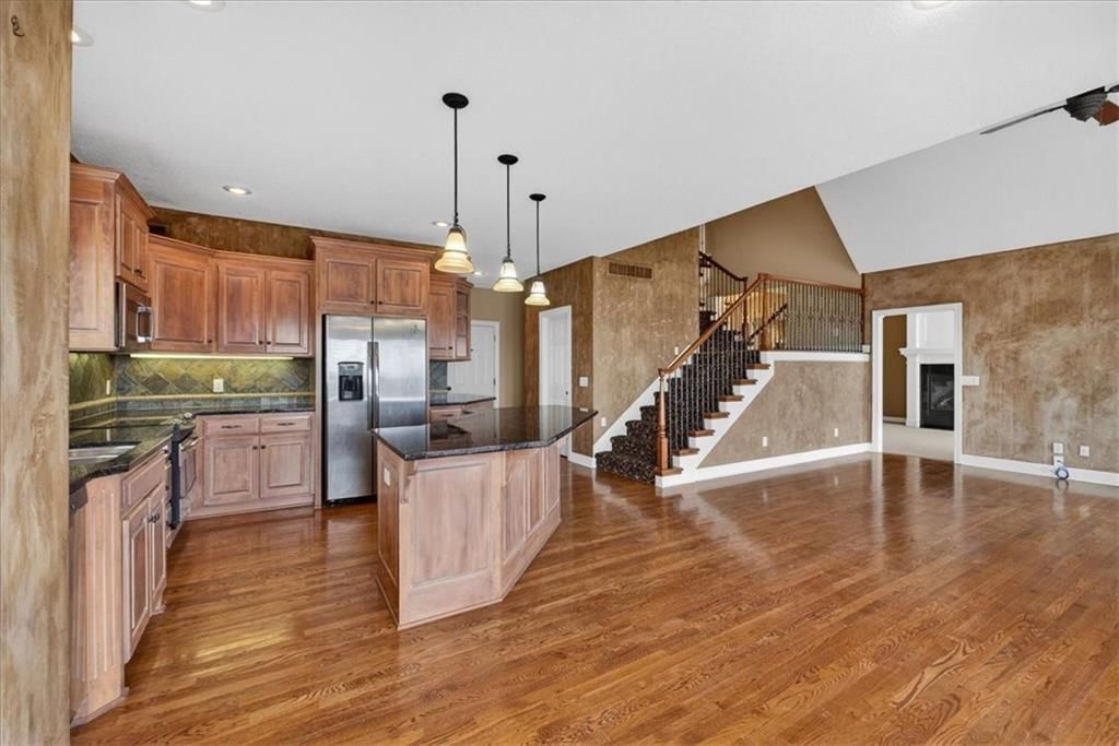 108 Sugarland Drive — photo 24