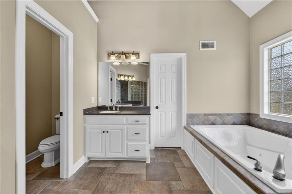 108 Sugarland Drive — photo 34