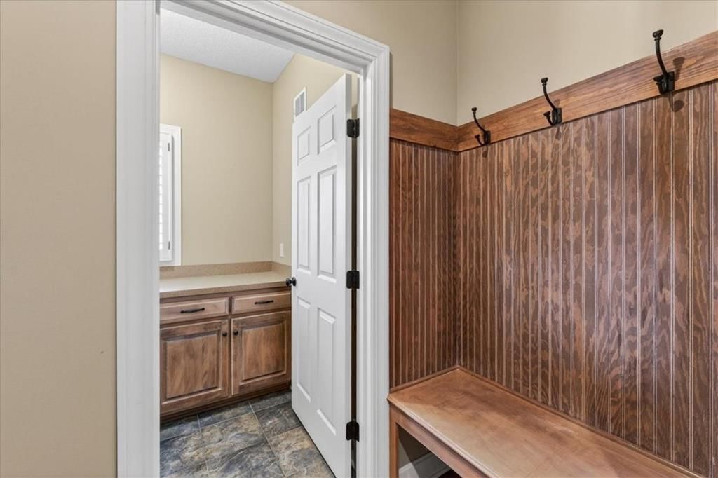 108 Sugarland Drive — photo 41
