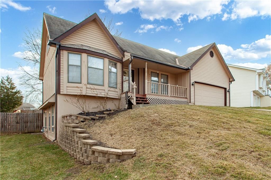 4201 NW 64th Place — photo 3