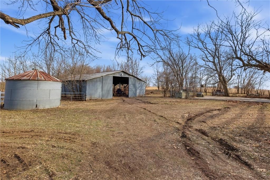 34731 Rockville Road — photo 38
