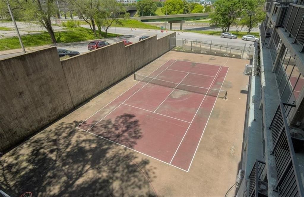 600 E Admiral Boulevard — photo 34