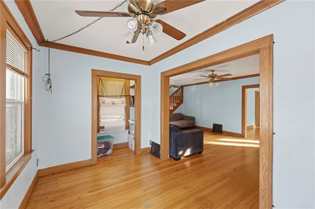 1819 FREEMAN Avenue — photo 7