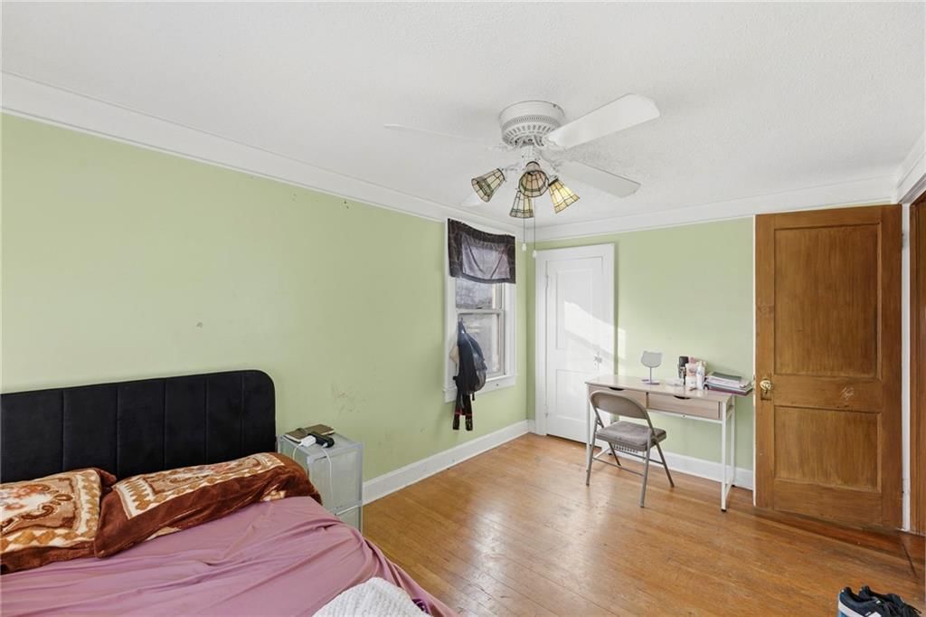 1819 FREEMAN Avenue — photo 23