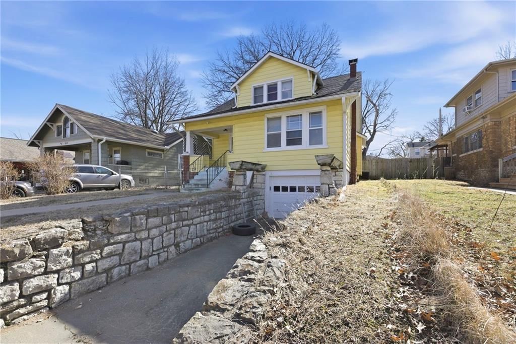1819 FREEMAN Avenue — photo 30