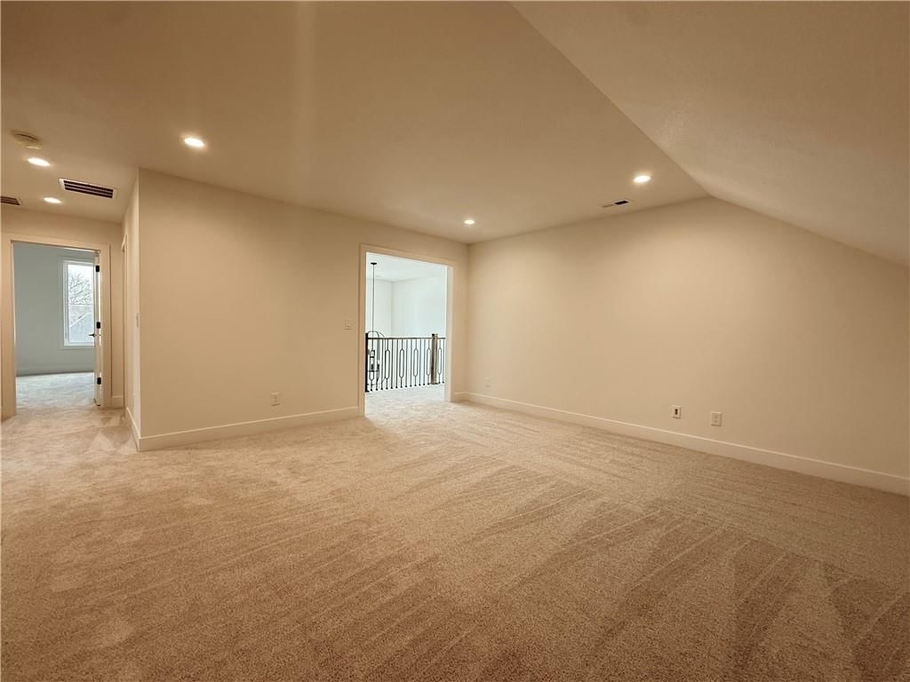 7735 N DONNELLY Avenue — photo 26
