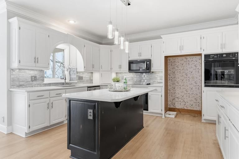 9305 W 139th Street — photo 17