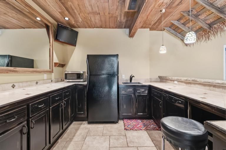 9305 W 139th Street — photo 49