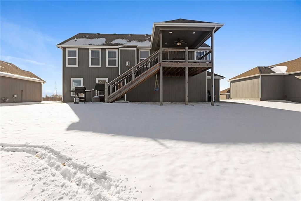 2805 Cedar Place — photo 32
