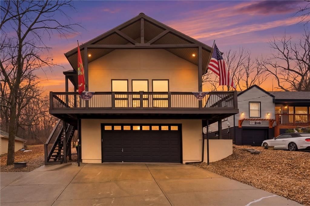 134 Beach Drive — photo 4