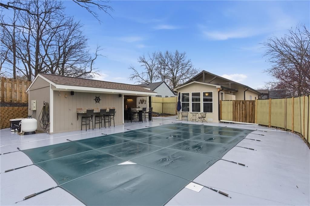 134 Beach Drive — photo 42