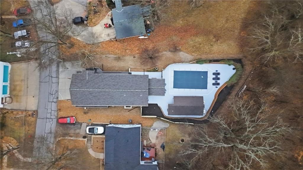 134 Beach Drive — photo 47