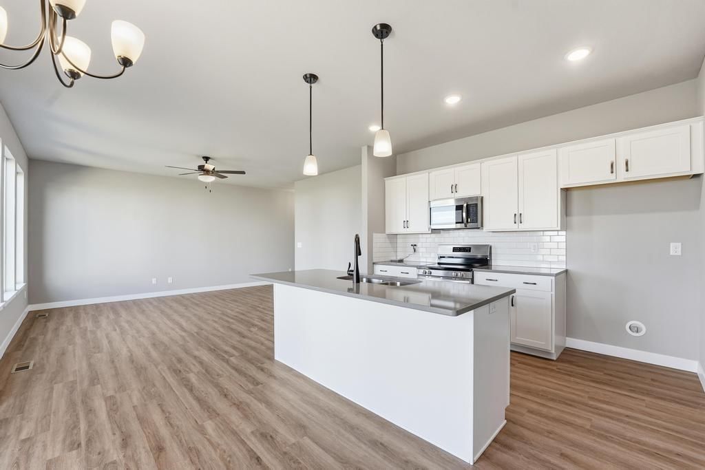 12429 S Redwood Street — photo 16