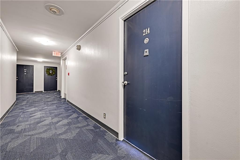 333 W MEYER Boulevard — photo 25