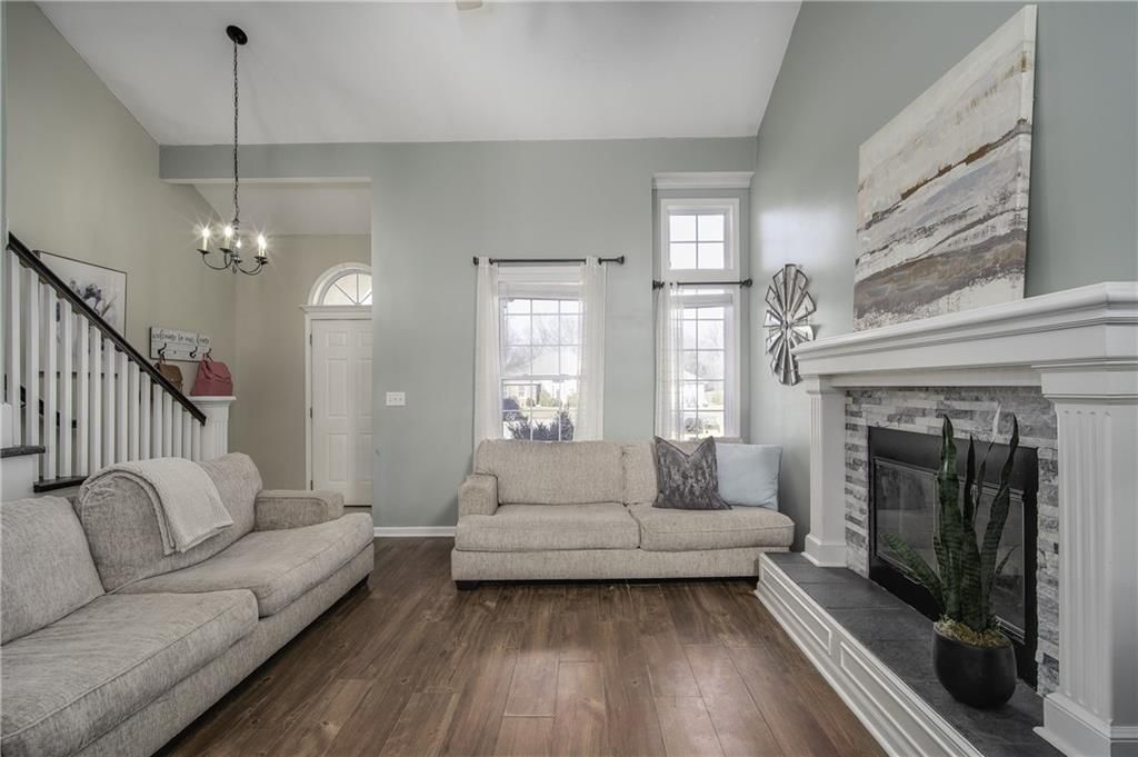 410 Myers Drive — photo 8