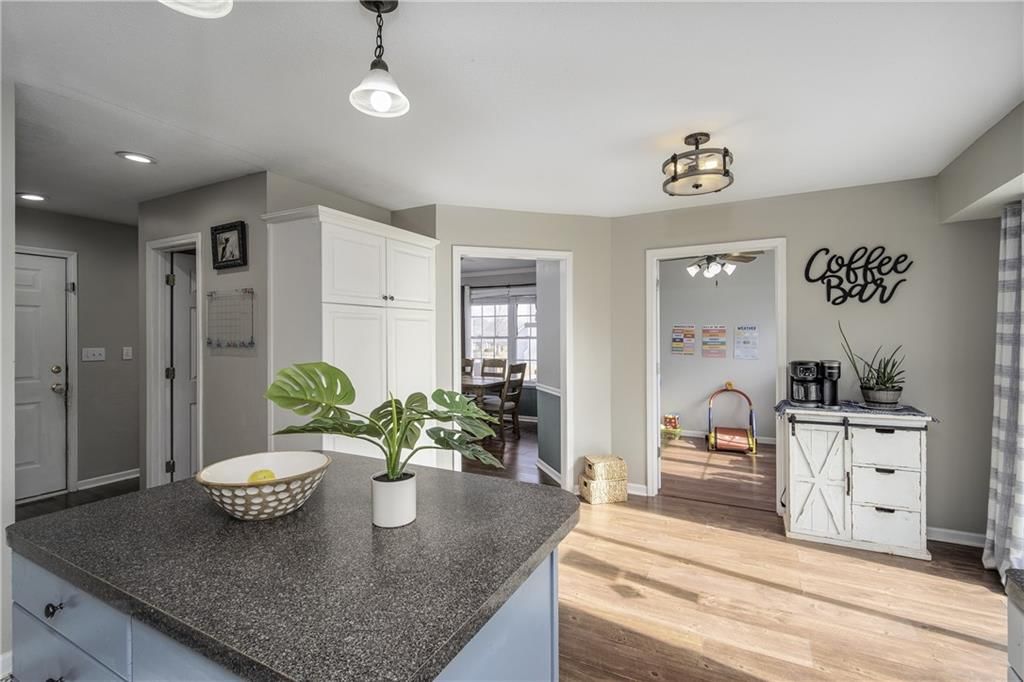 410 Myers Drive — photo 16
