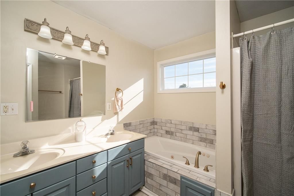 410 Myers Drive — photo 23