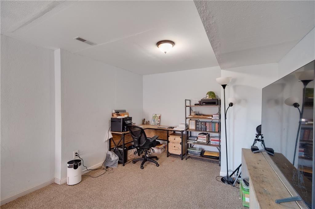 410 Myers Drive — photo 31