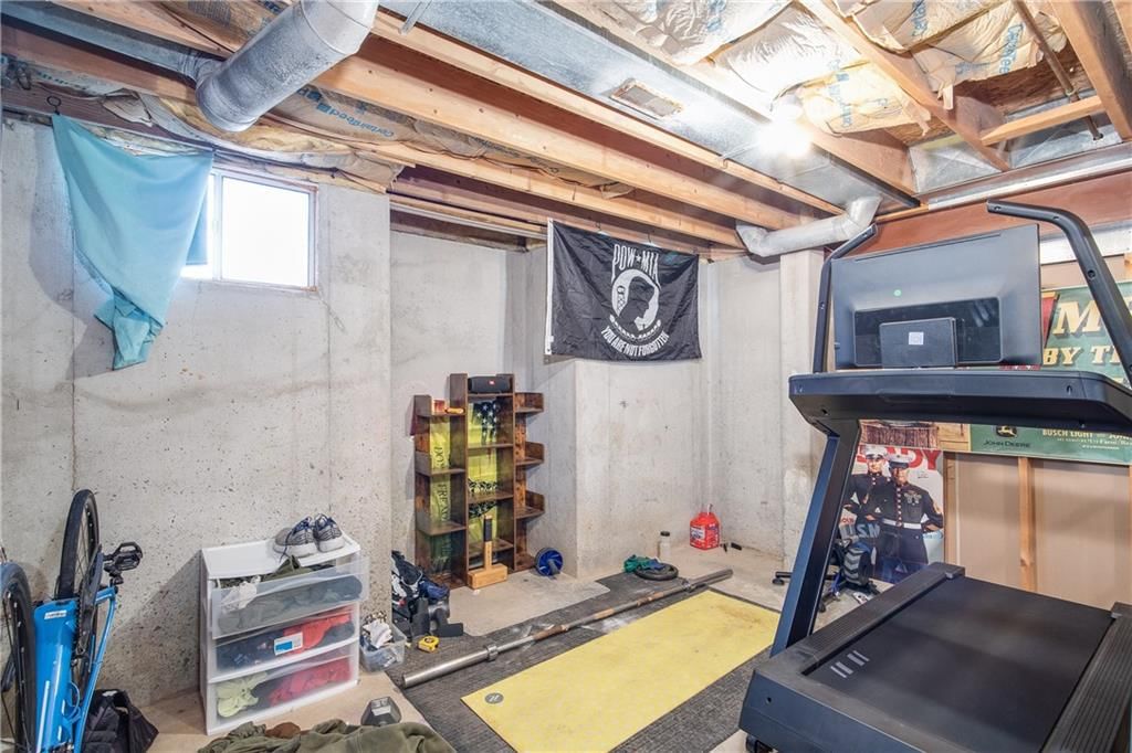 410 Myers Drive — photo 32