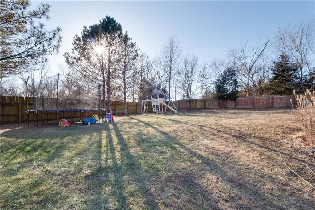 410 Myers Drive — photo 35