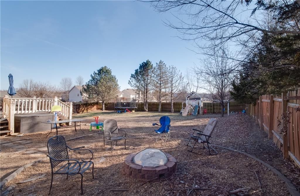 410 Myers Drive — photo 40