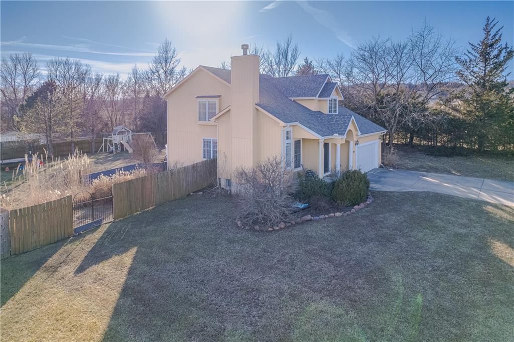 410 Myers Drive — photo 44