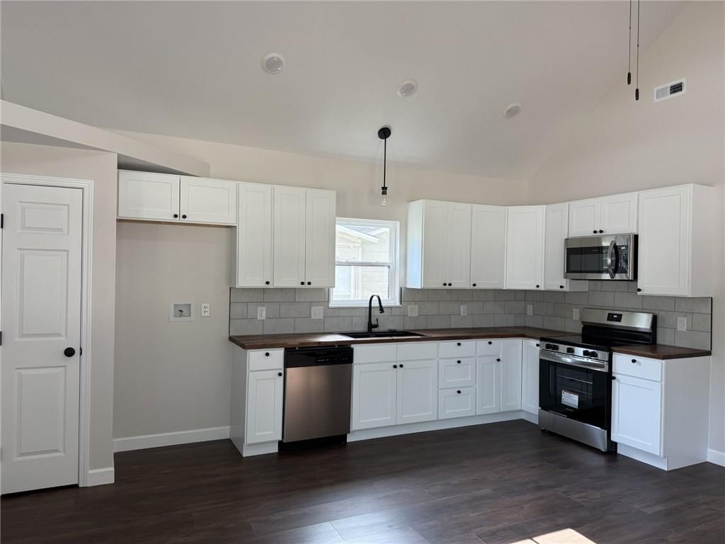 404 W Cornhill Street — photo 11