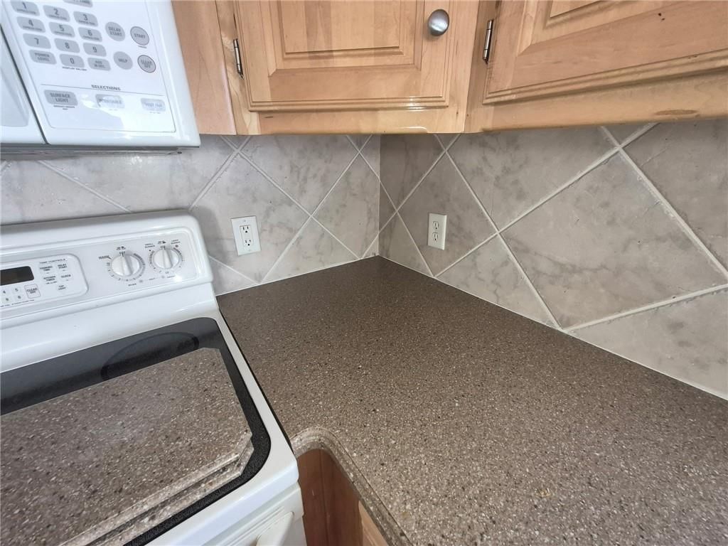 5801 NE Hidden Meadows Drive — photo 16