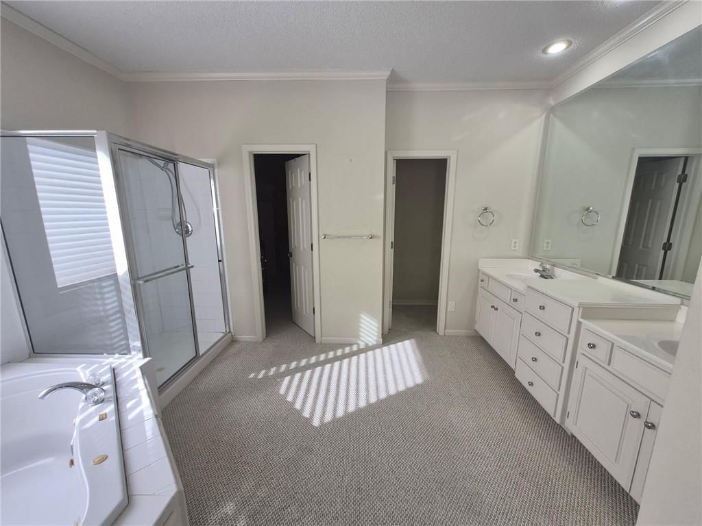 5801 NE Hidden Meadows Drive — photo 23