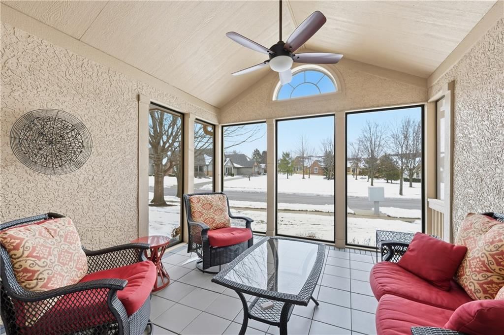 15212 S Greenwood Street — photo 11