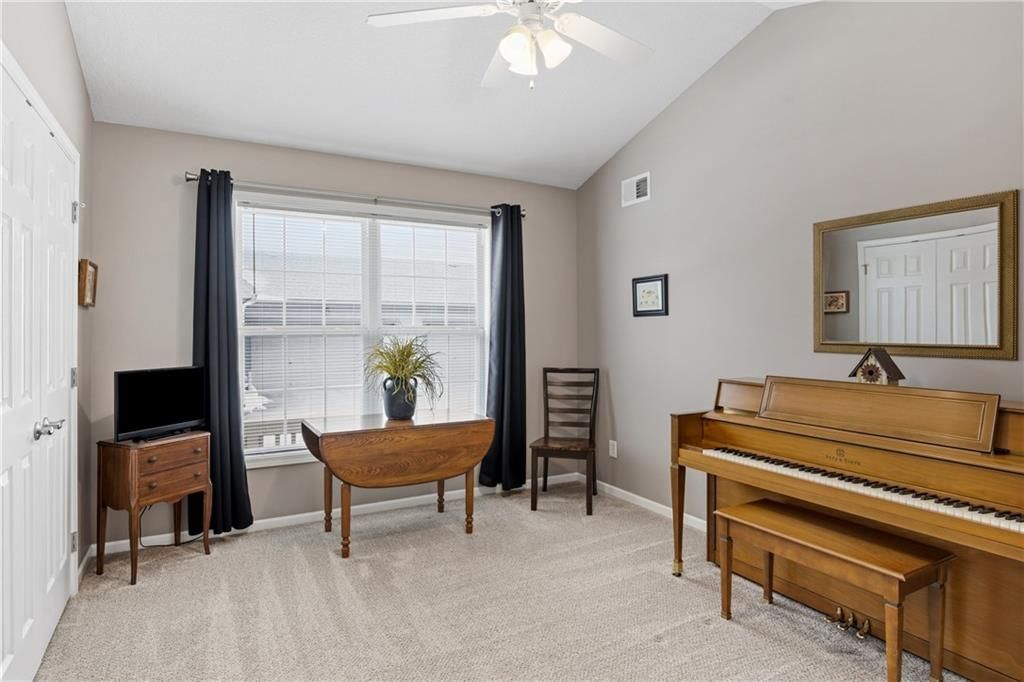 15212 S Greenwood Street — photo 17