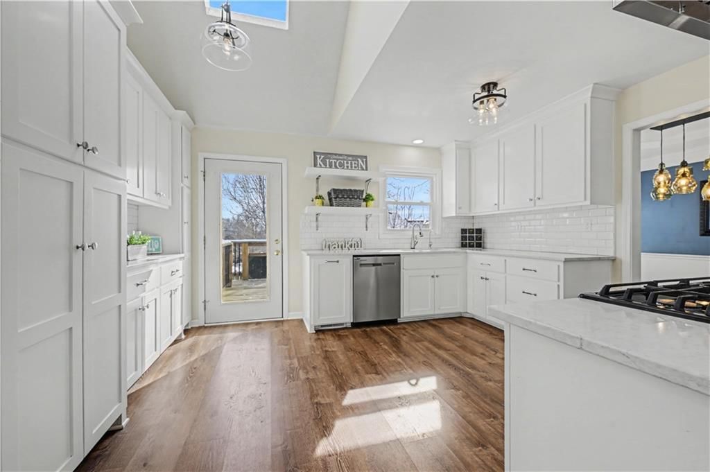 6215 NW Pine Ridge Road — photo 10