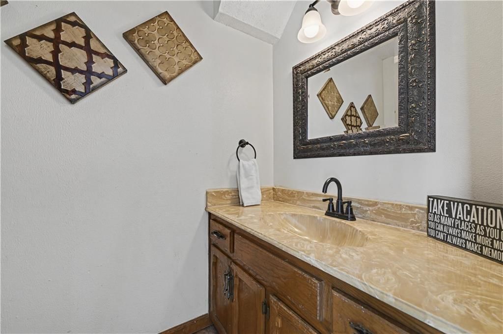 6215 NW Pine Ridge Road — photo 32