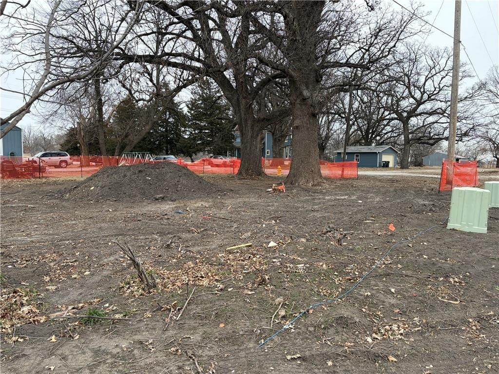 238 S Elm Street — photo 24