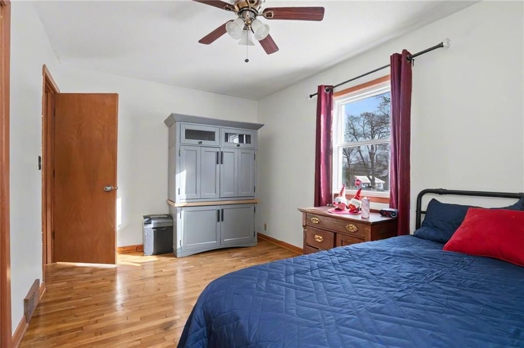 819 7th Street — photo 21