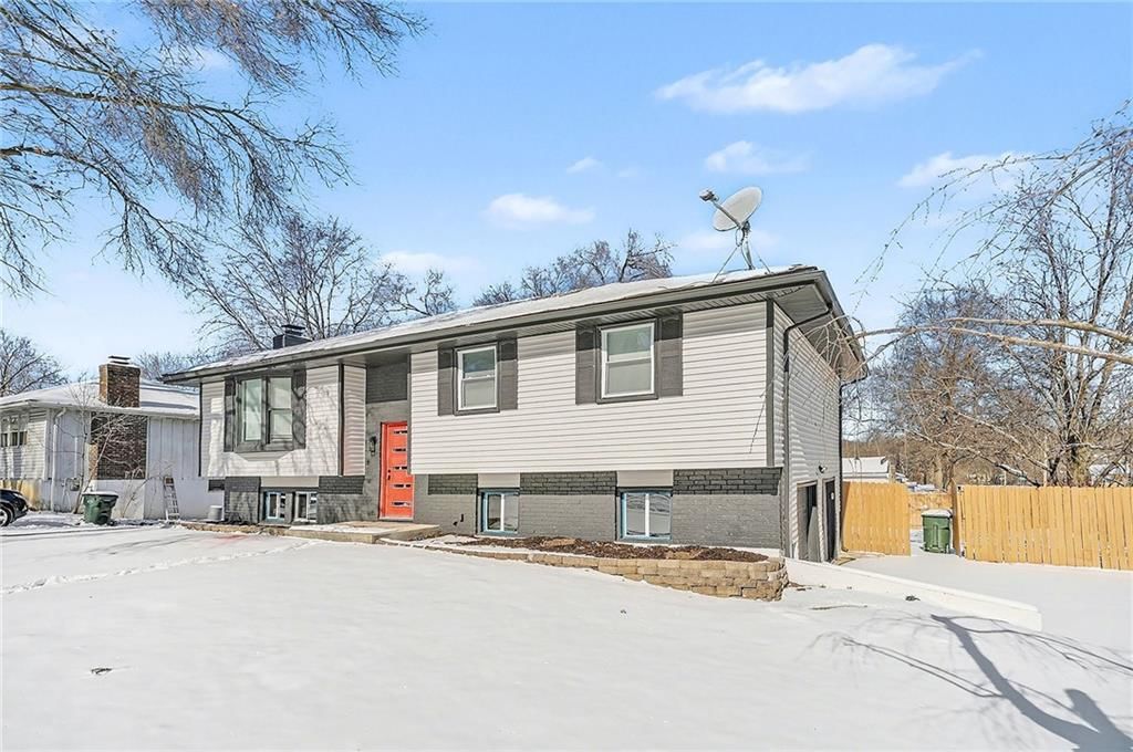 2100 Randolph Street — photo 2