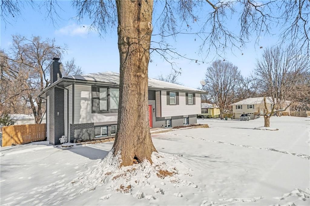 2100 Randolph Street — photo 3