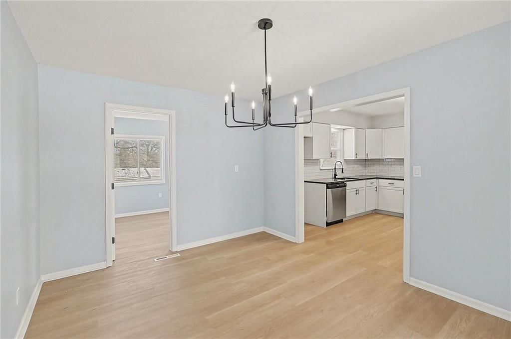2100 Randolph Street — photo 8