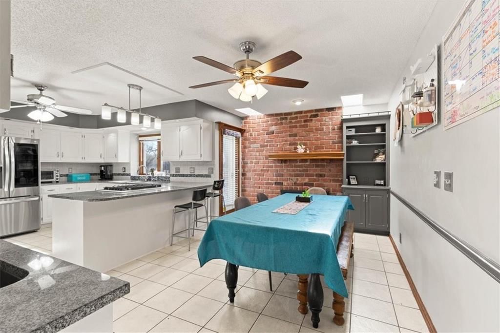 8113 W 99th Street — photo 11