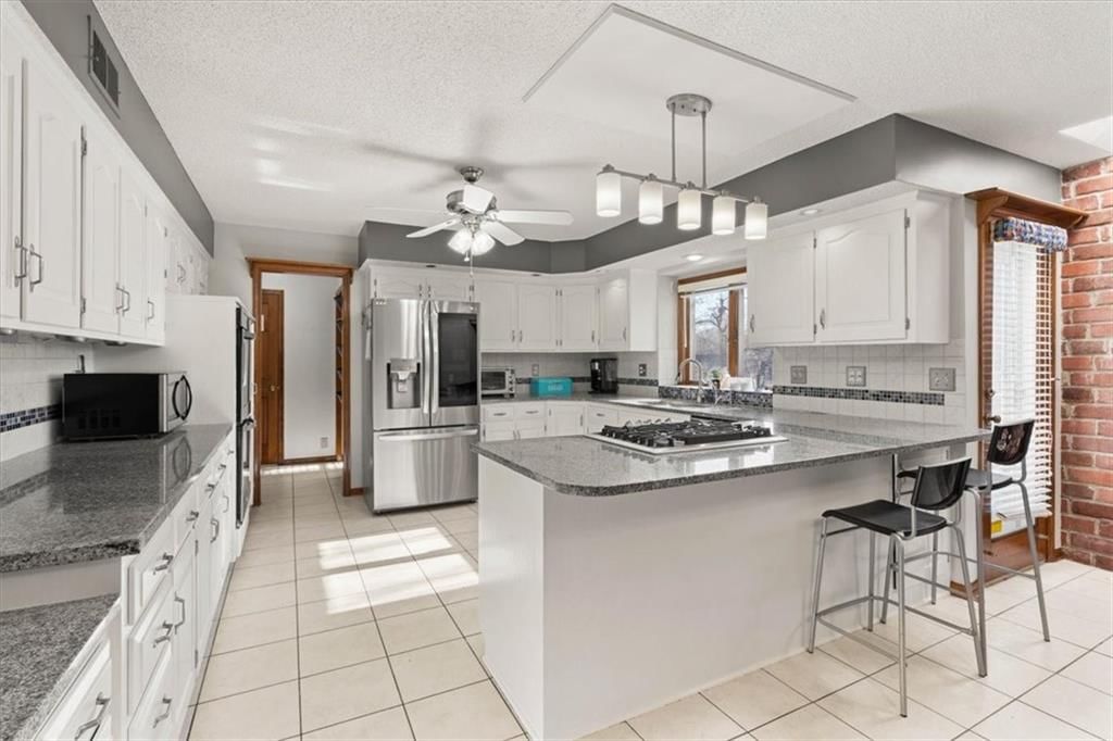 8113 W 99th Street — photo 12