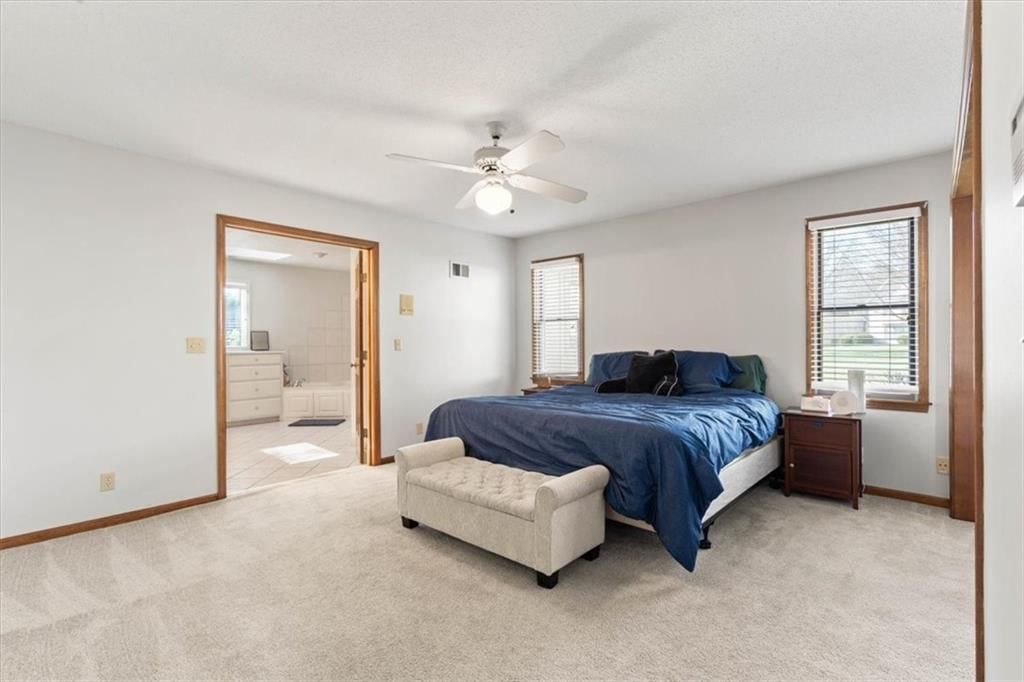 8113 W 99th Street — photo 16