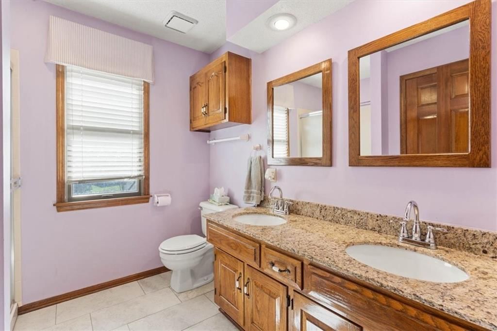 8113 W 99th Street — photo 31