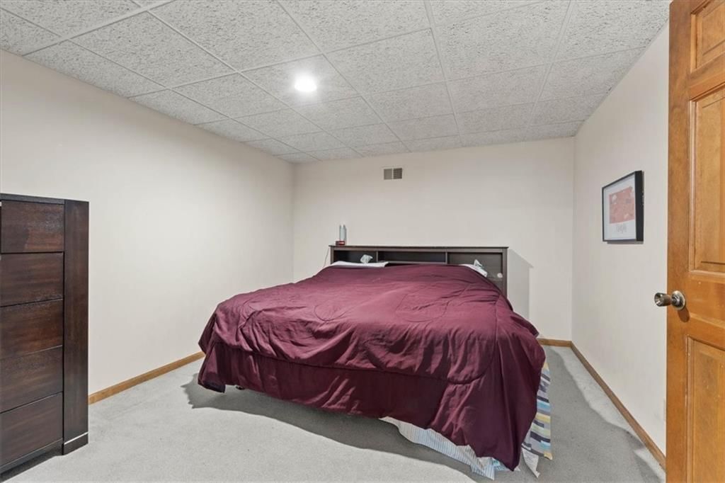 8113 W 99th Street — photo 39