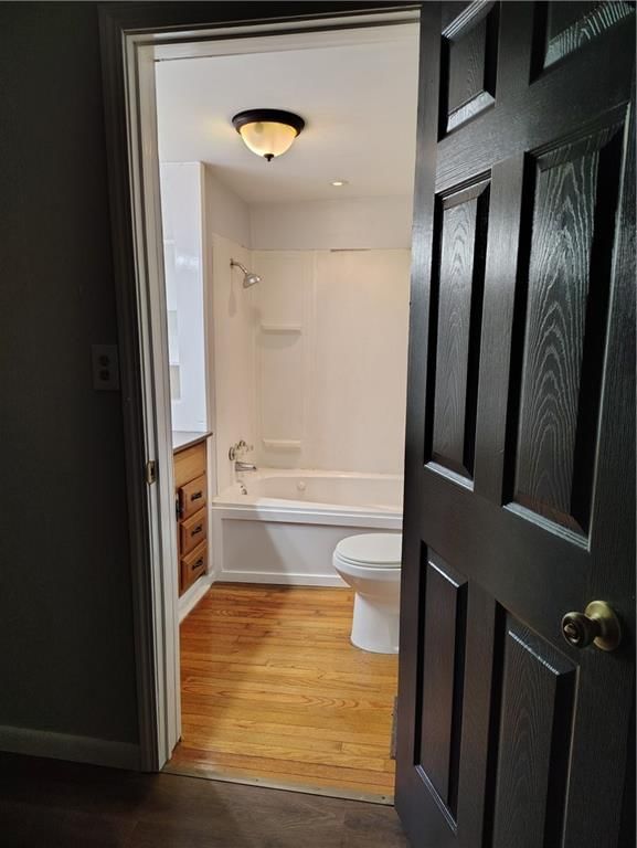 401 S Washington Street — photo 13