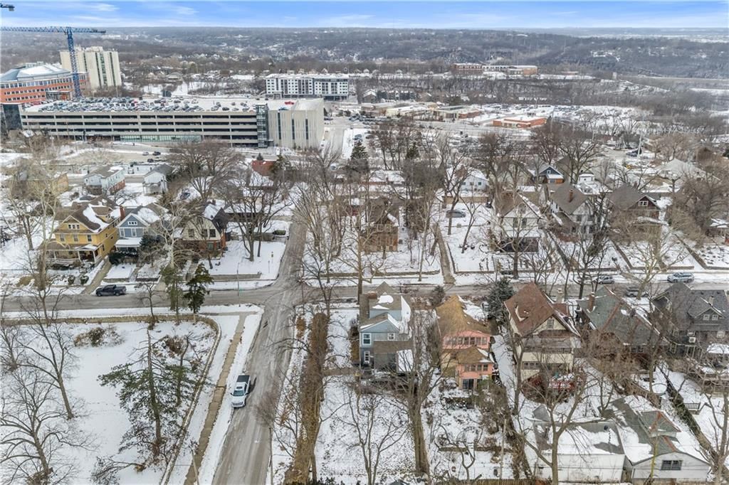 3641 Bell Street — photo 46