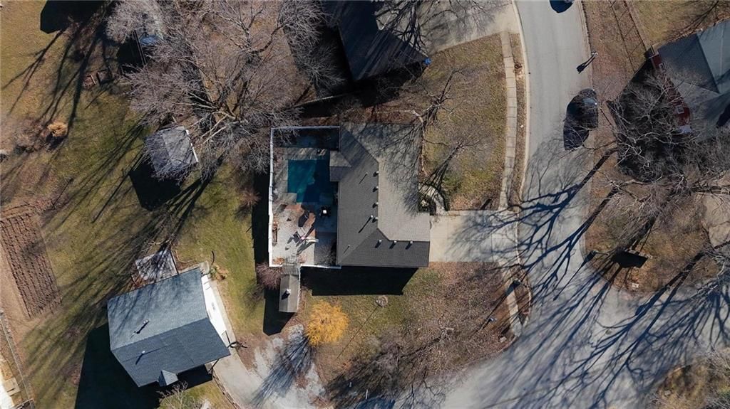 1201 Maple Lane — photo 26